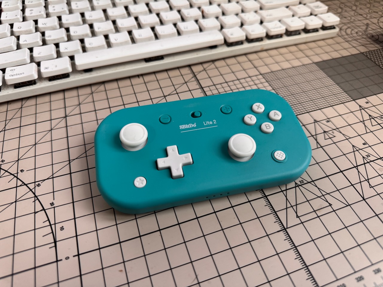 8BitDo Lite 2